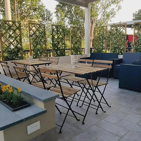 Eat&stay Couette-café 4*