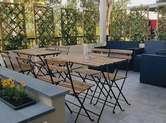 Eat&stay Oda ve Kahvaltı 4*